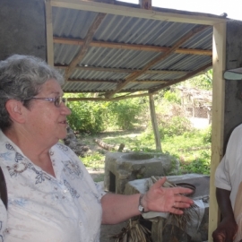 Sr.Marguerite Aussant et Pamphil en Haiti